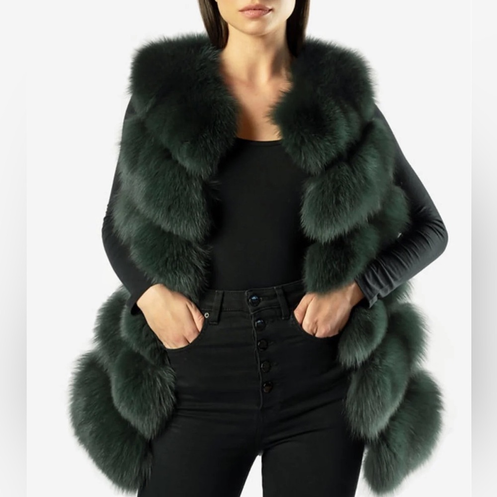 🍀☘️Luxurious Green Genuine Fox Fur Vest! Like new